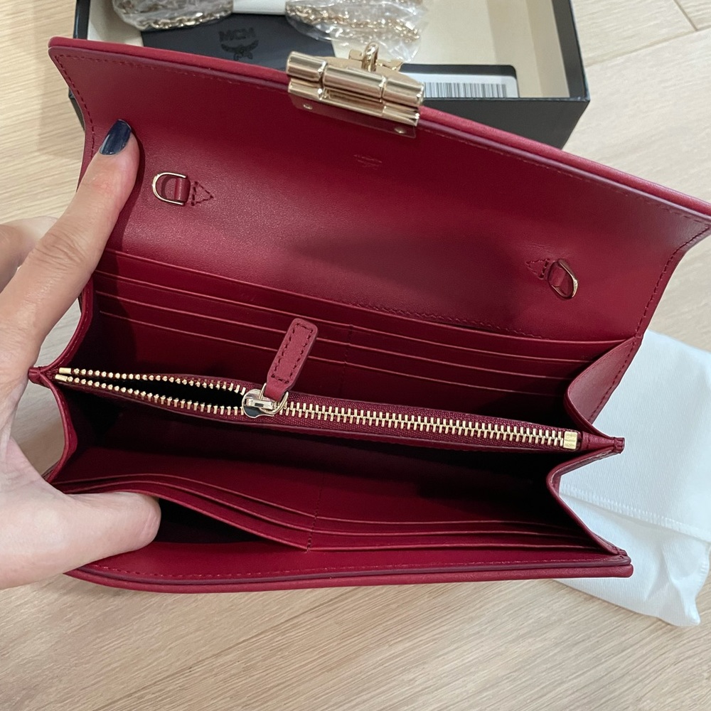MCM Large TwoFold Crossbody Wallet+champagne+Chain strap+Purse+NWT - Picture 7 of 12